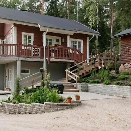 Privatunterkunft Trekker's Haven: Noux National Park Retreat Espoo