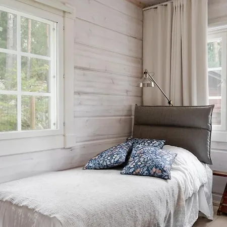 Trekker's Haven: Noux National Park Retreat Privat bolig Espoo